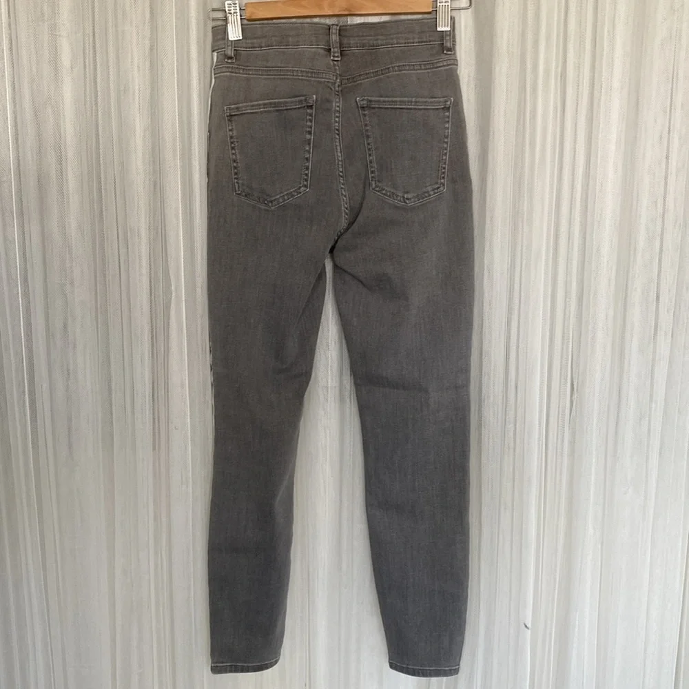 Hugo Boss women’s jeans, faded grey, high rises, skinny, stretchy! Size 28 X 32 - Picture 3 of 14